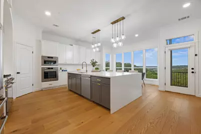 5000 Valburn Court, Austin, TX 78731 - Photo 8