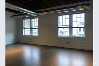 102 E 2nd Street #203, Taylor, TX 76574 - Photo 2