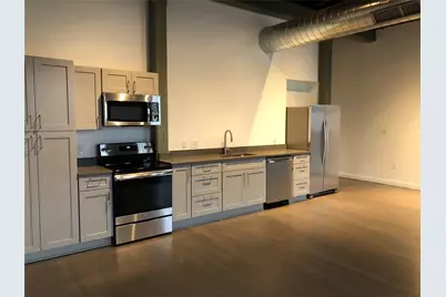 102 E 2nd Street #203, Taylor, TX 76574 - Photo 6