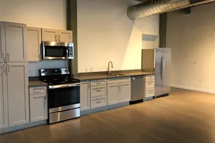 102 E 2nd St, Taylor, TX 76574 - Photo 6