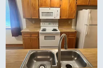 103 S Kaupo Drive #B, Bastrop, TX 78602 - Photo 16