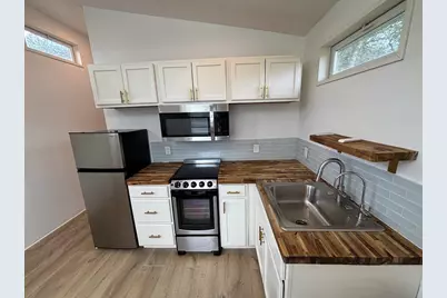 1002 Spanish Oak Trail #B, Manchaca, TX 78652 - Photo 6