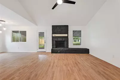 4905 Lambs Lane, Austin, TX 78744 - Photo 4