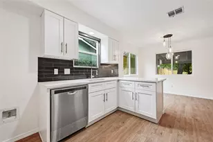 4905 Lambs Ln, Austin, TX 78744 - Photo 6