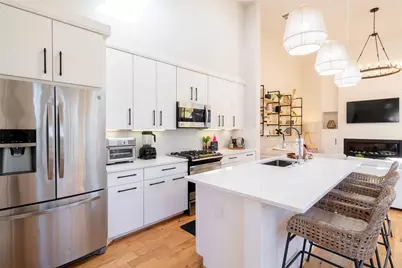 8307 Hathaway Drive, Austin, TX 78757 - Photo 6