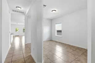 7121 Ranchito Dr, Austin, TX 78744 - Photo 4