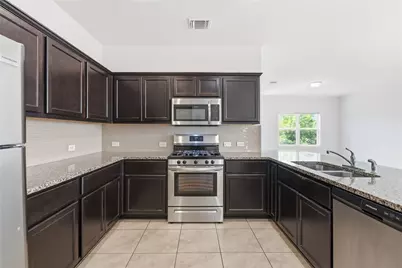 7121 Ranchito Drive, Austin, TX 78744 - Photo 14
