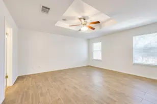 110 S Creek Bend Dr, Hutto, TX 78634 - Photo 4