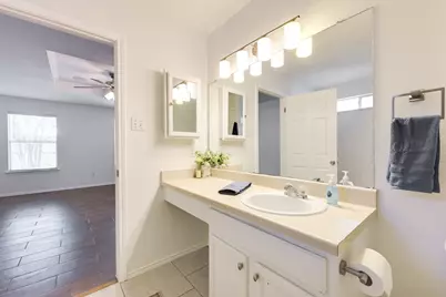 110 S Creekbend Drive, Hutto, TX 78634 - Photo 22