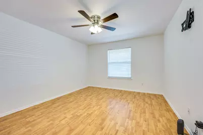 110 S Creekbend Drive, Hutto, TX 78634 - Photo 24