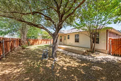 110 S Creekbend Drive, Hutto, TX 78634 - Photo 34