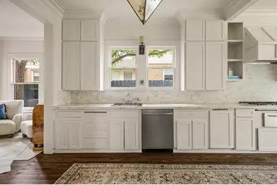 106 Laurel Lane, Austin, TX 78705 - Photo 16