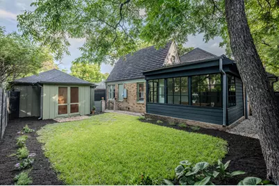 106 Laurel Lane, Austin, TX 78705 - Photo 6