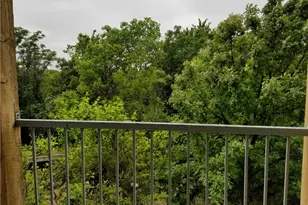 2320 Gracy Farms Ln, Austin, TX 78758 - Photo 2