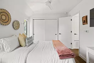 1913 Canterbury St, Austin, TX 78702 - Photo 28