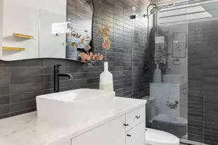 1913 Canterbury St, Austin, TX 78702 - Photo 16