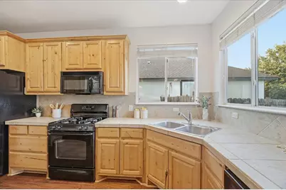 105 Farm House Road, San Marcos, TX 78666 - Photo 12