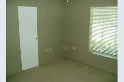 825 Harris Avenue, Austin, TX 78705 - Photo 8