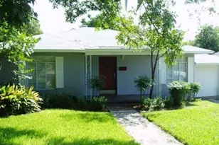 825 Harris Ave, Austin, TX 78705 - Photo 1