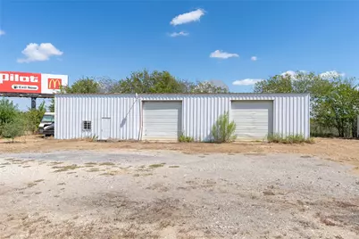 8956 N US Highway 183 Highway, Lockhart, TX 78644 - Photo 18