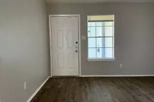 610/608 Greenlawn Blvd, Round Rock, TX 78664 - Photo 2