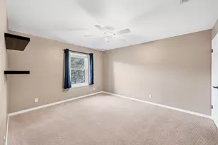 13233 Briar Hollow Dr, Austin, TX 78729 - Photo 14