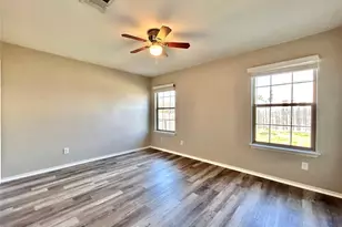 2011 Ashberry Trail W, Georgetown, TX 78626 - Photo 14