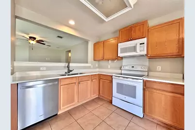 2011 Ashberry Trail W, Georgetown, TX 78626 - Photo 10