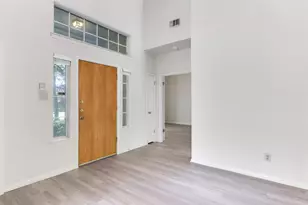 8302 Cambria Dr, Austin, TX 78717 - Photo 4