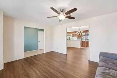 407 Country Lane, McDade, TX 78650 - Photo 20