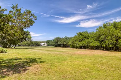 187 Beauchamp Road, Dripping Springs, TX 78620 - Photo 2