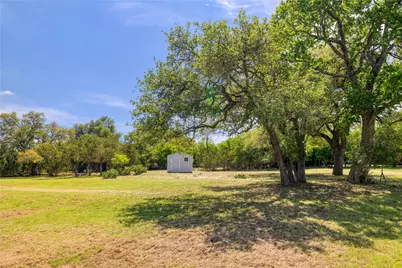187 Beauchamp Road, Dripping Springs, TX 78620 - Photo 4