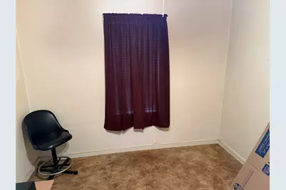 823 N Ellis Street, Giddings, TX 78942 - Photo 6