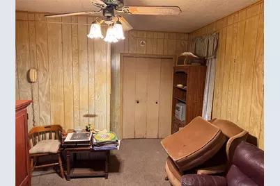 823 N Ellis Street, Giddings, TX 78942 - Photo 16