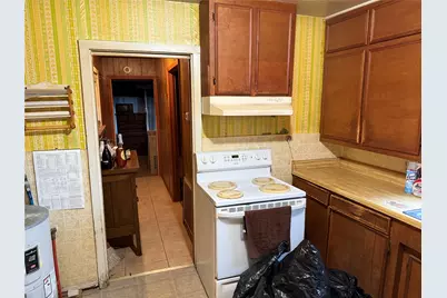 823 N Ellis Street, Giddings, TX 78942 - Photo 12