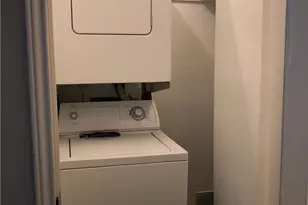 203 E 31st St, Austin, TX 78705 - Photo 28