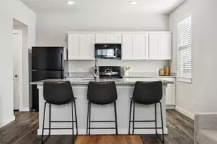 705 Horseshoe Dr, Leander, TX 78641 - Photo 8