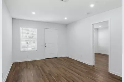 108 Irene Street, Elgin, TX 78621 - Photo 4