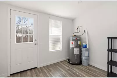 108 Irene Street, Elgin, TX 78621 - Photo 22