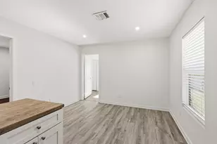 108 Irene St, Elgin, TX 78621 - Photo 12