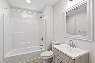 108 Irene St, Elgin, TX 78621 - Photo 18