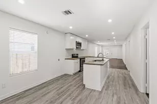108 Irene St, Elgin, TX 78621 - Photo 10