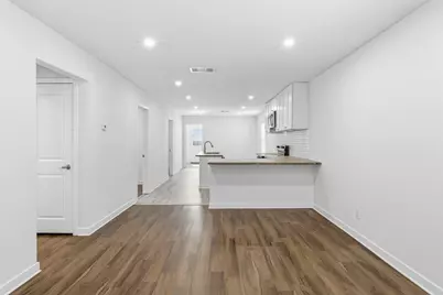 108 Irene Street, Elgin, TX 78621 - Photo 6