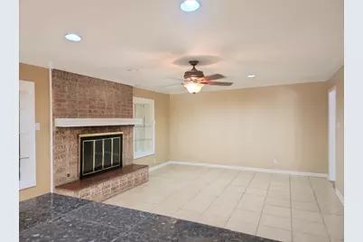 807 Country Club Road, Georgetown, TX 78628 - Photo 4