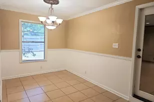 807 Country Club Rd, Georgetown, TX 78628 - Photo 8