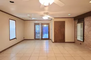 807 Country Club Rd, Georgetown, TX 78628 - Photo 14