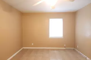 807 Country Club Rd, Georgetown, TX 78628 - Photo 24