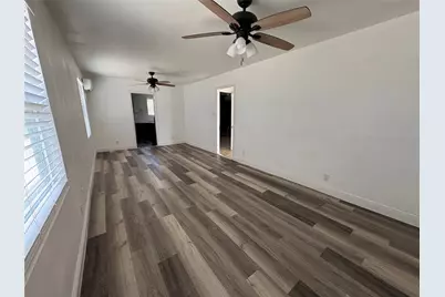 1709 Deloney Street, Austin, TX 78721 - Photo 2