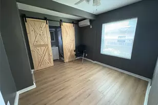 1709 Deloney St, Austin, TX 78721 - Photo 10