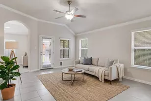 22005 Rhiannon Ln, Pflugerville, TX 78660 - Photo 2